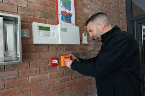 Smoke Vents Servicing and Maintenance .